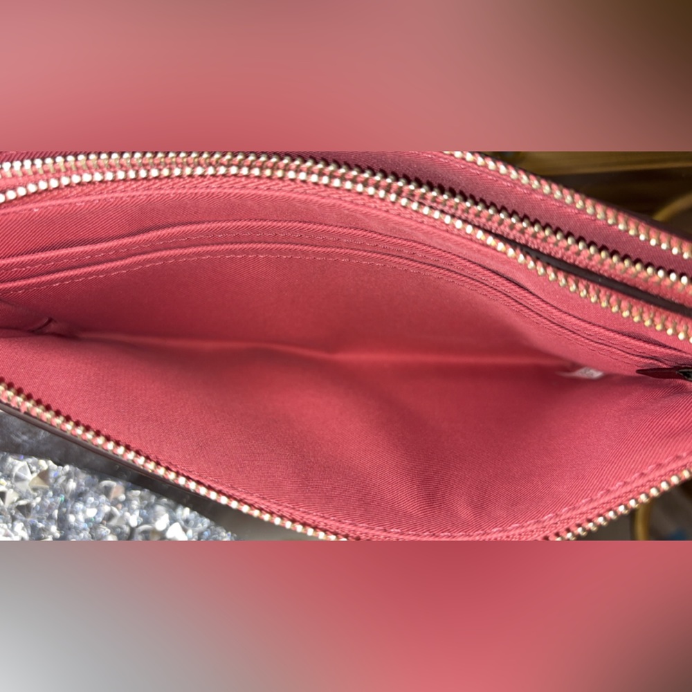 Coach pink Pebbled Leather Double Corner Zip Wristlet NWOT - Picture 14 of 15